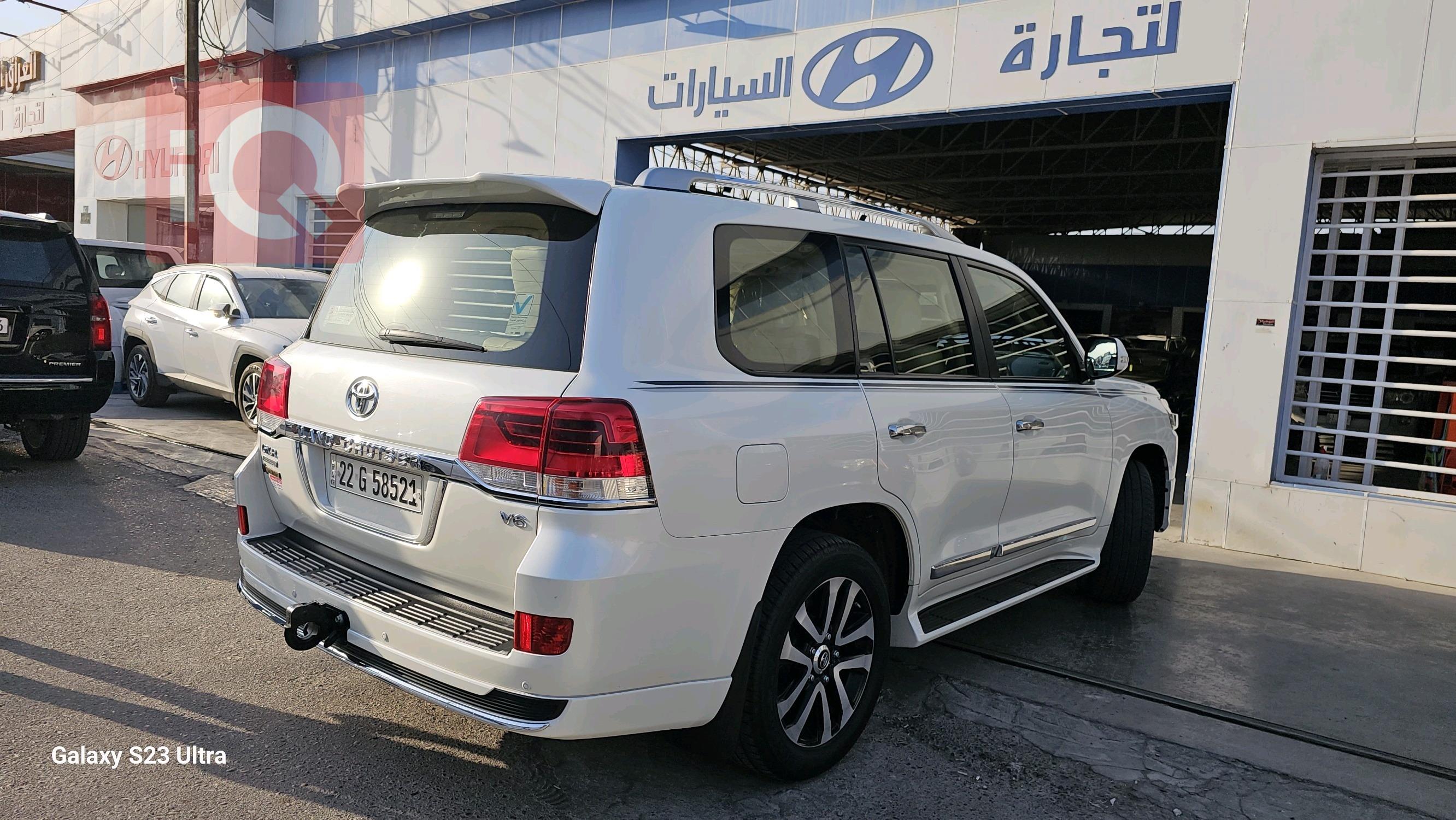 تويوتا لاندكروزر